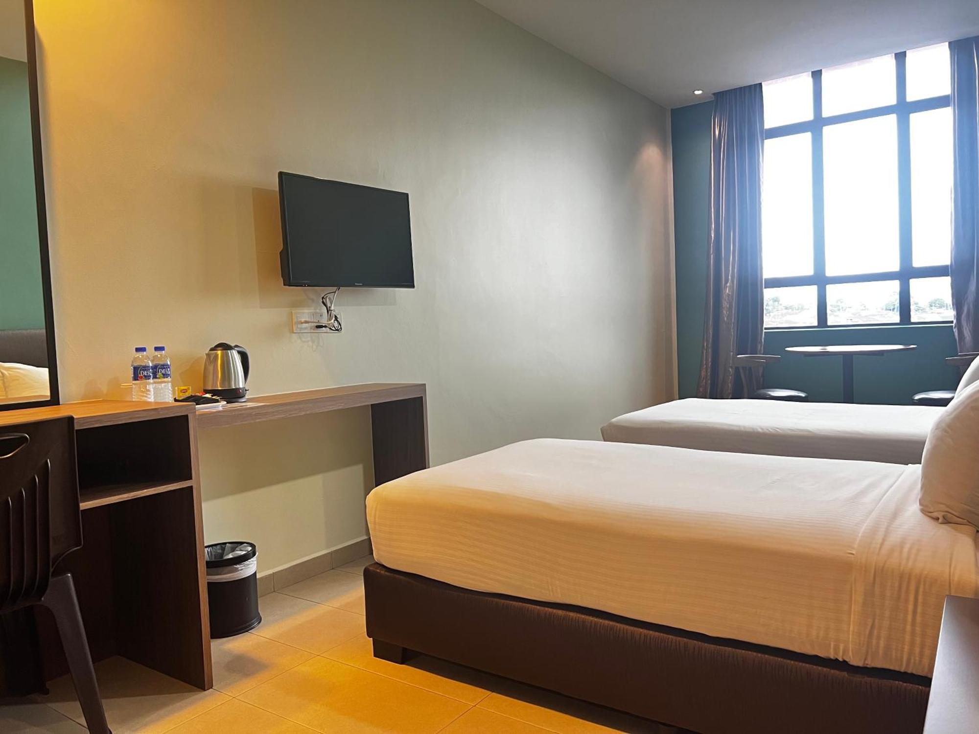 Sin Lien Hotel Keluang Kültér fotó