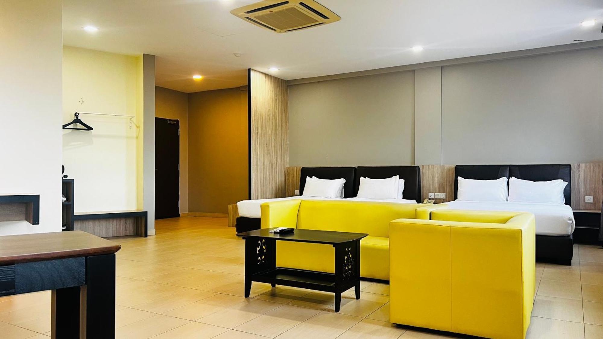 Sin Lien Hotel Keluang Kültér fotó