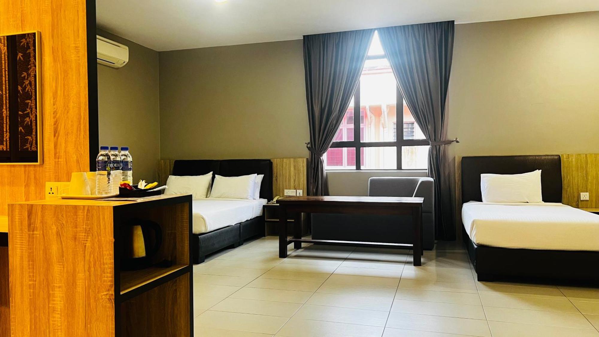 Sin Lien Hotel Keluang Kültér fotó