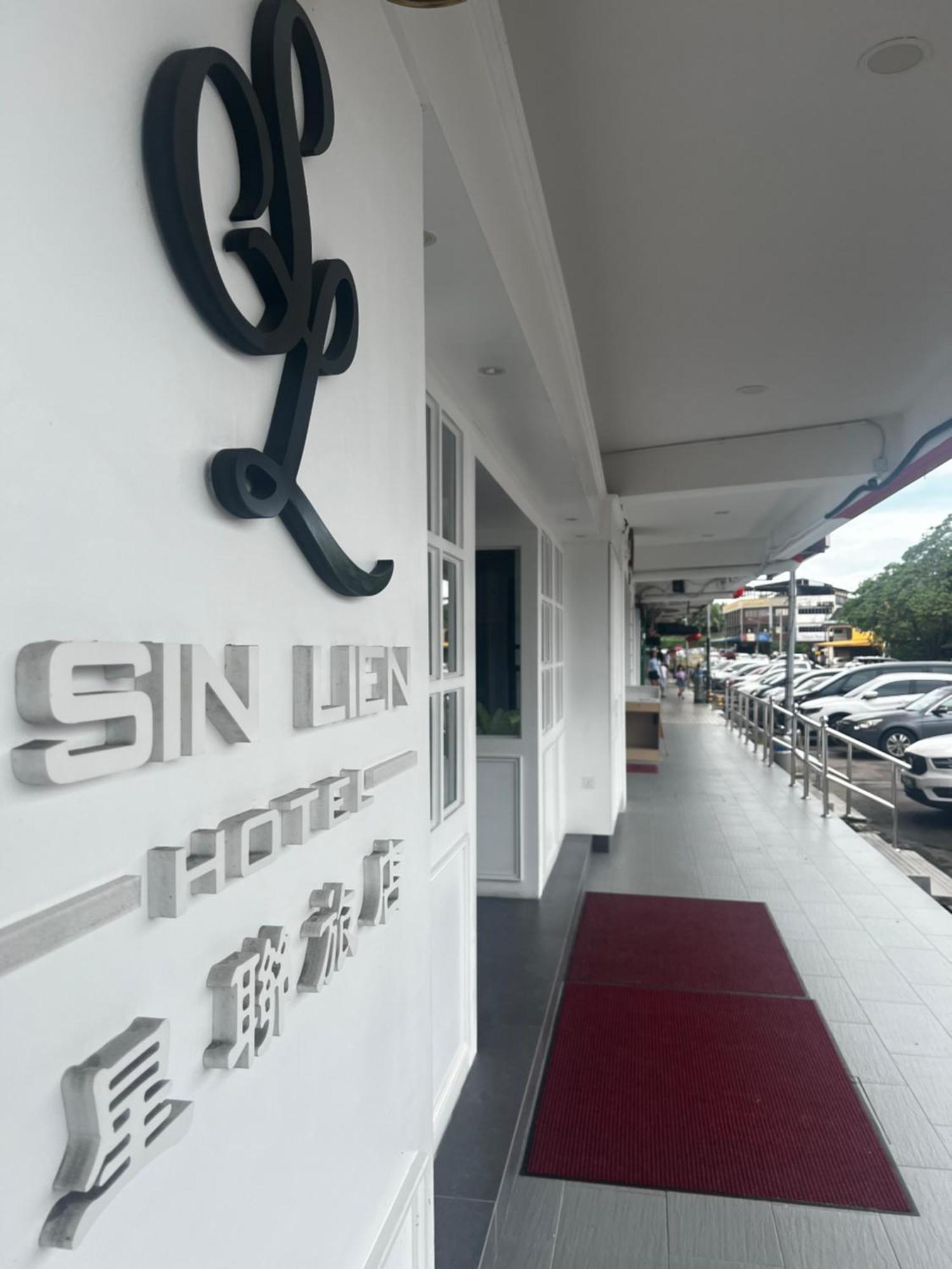 Sin Lien Hotel Keluang Kültér fotó