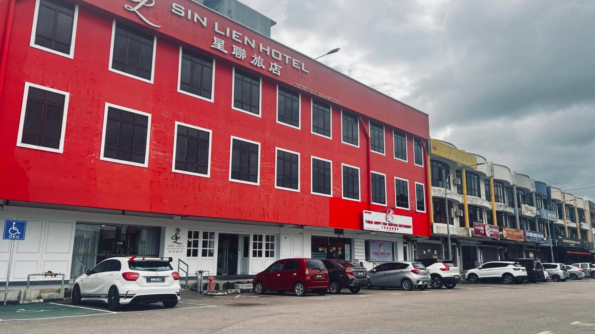 Sin Lien Hotel Keluang Kültér fotó